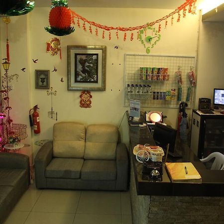 Putra One Avenue Hotel Seri Kembangan Extérieur photo