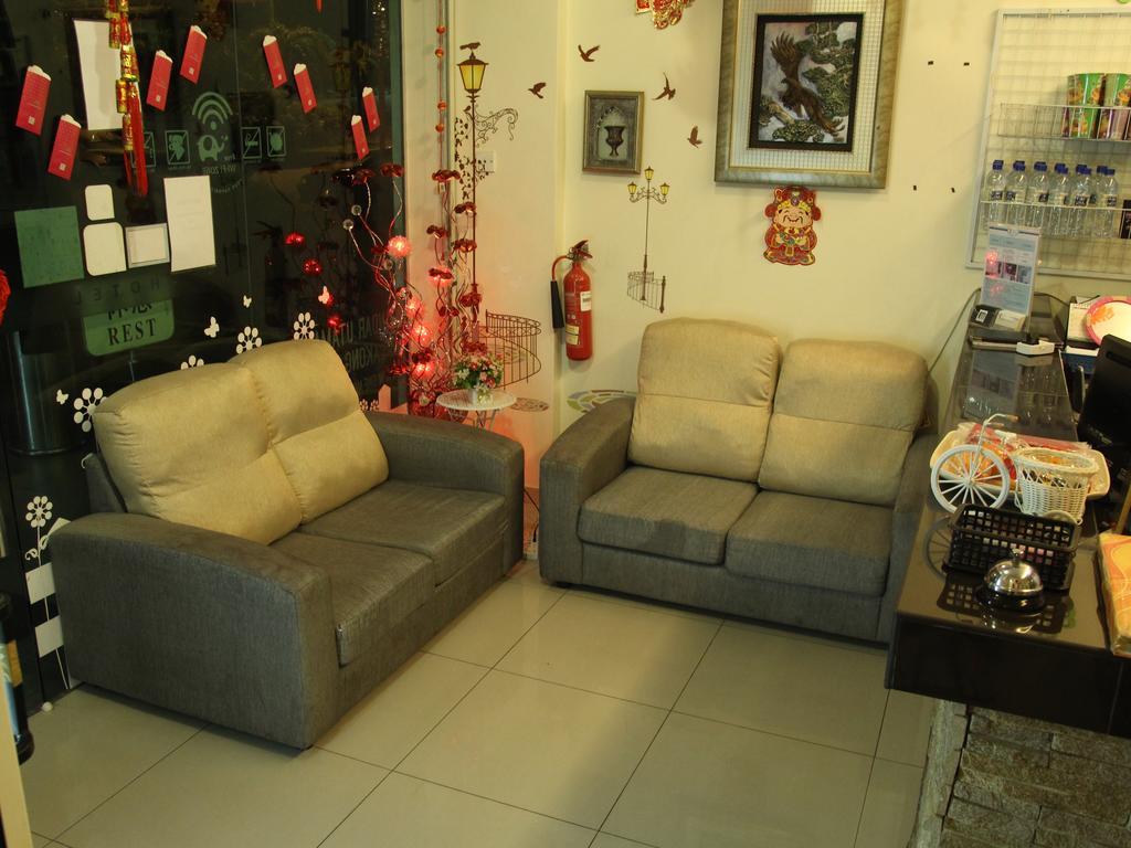 Putra One Avenue Hotel Seri Kembangan Extérieur photo