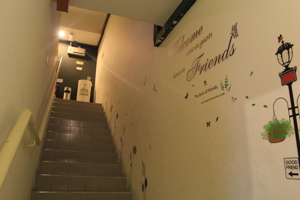 Putra One Avenue Hotel Seri Kembangan Extérieur photo